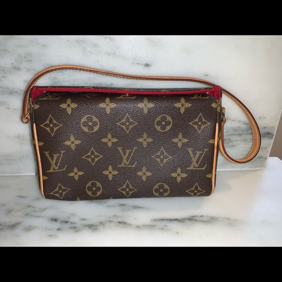 Authentic Louis Vuitton Recital Purse - Picture 4 of 8